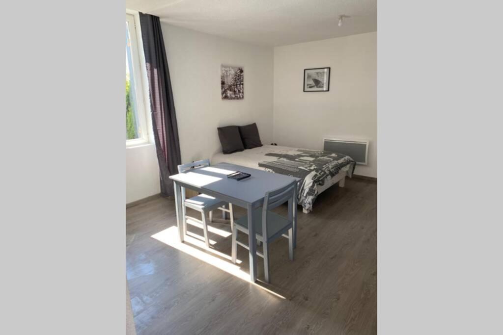 La Bâtisse de Chabot N°3 Apartment Montluçon Exterior foto